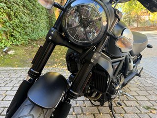 Ducati Scrambler Icon Dark 800