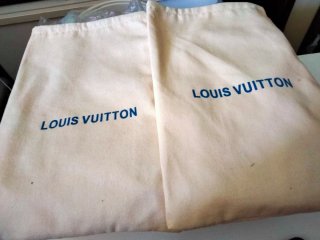 Caja Louis Vuitton para zapatos zapatillas