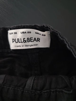 Dos pantalones cortos bershka,pull &bear