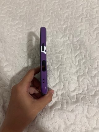 Funda Red Bull Purple Edition iPhone 16
