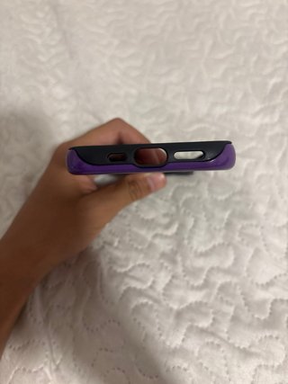 Funda Red Bull Purple Edition iPhone 16