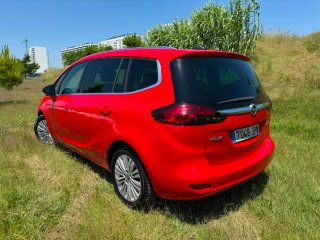 Opel Zafira Tourer 2016