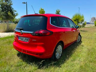 Opel Zafira Tourer 2016