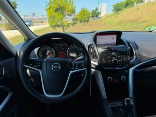Opel Zafira Tourer 2016