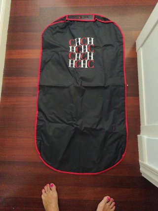 Fundas Ropa Carolina Herrera Negras/Rojas