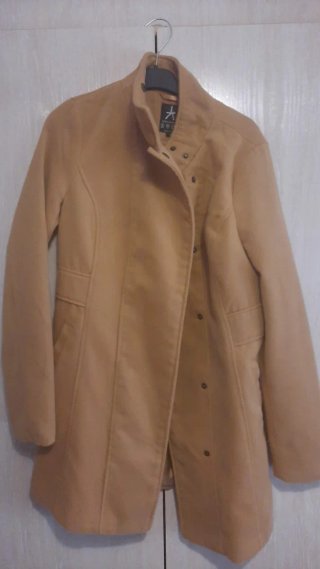Abrigo beige Talla 36