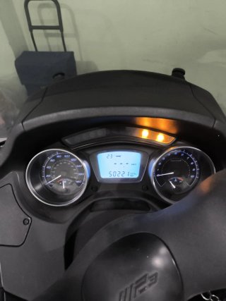 Piaggio MP3 350cc 2018 Negro LT carnet de coche.