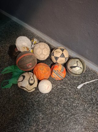 Lote de Balones de Fútbol y Baloncesto