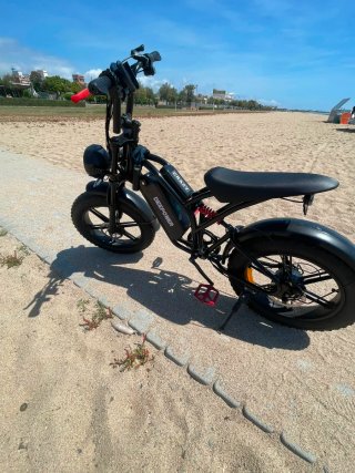 Bicicleta Eléctrica Fat Bike Negra