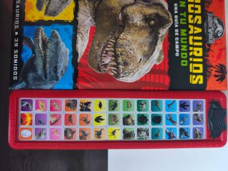 DINOSAURIOS EN TU MUNDO. TESORO DE CUENTOS CON ...