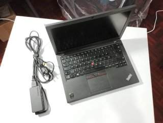 Portátil Thinkpad X250 con cargador y baterías