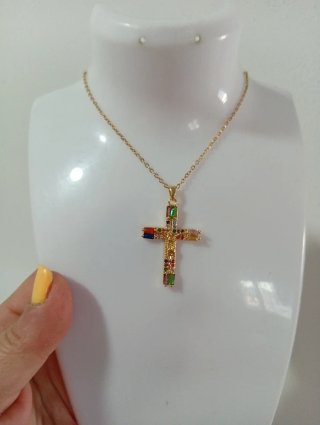 Collar Cruz Multicolor Dorado