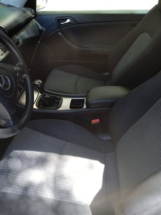 Mercedes-Benz Clase C 2005