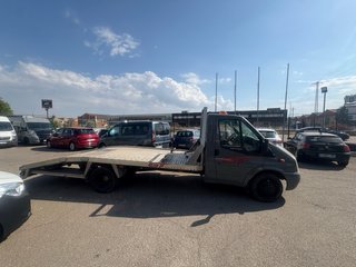Ford Transit grua 3.500
