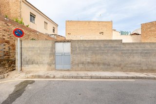 Terreno urbano  234m2, zona centrica tranquila
