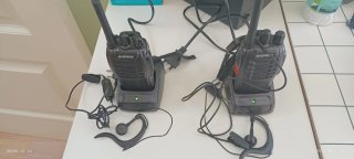 2 Walkie Talkies BAOFENG con Auriculares