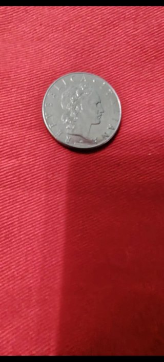 Moneda 50 Liras Italia
