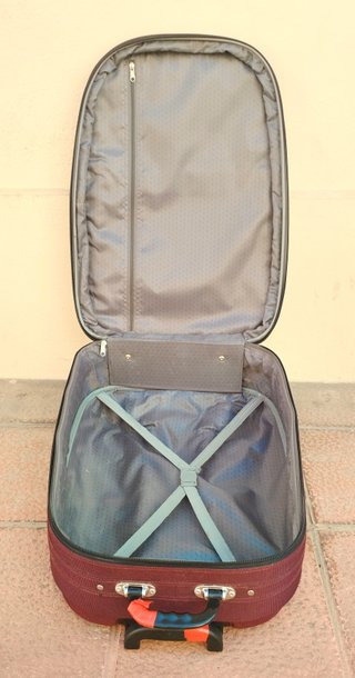 Maleta de viaje semirrígida burdeos