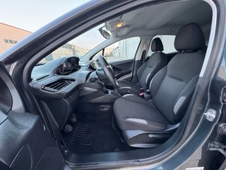 Peugeot 208 Allure 2016 ( 65.000 KM )