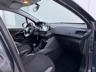 Peugeot 208 Allure 2016 ( 65.000 KM )