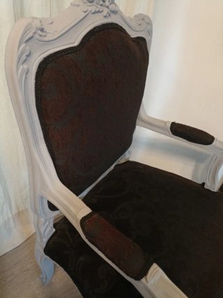 Sillón estilo Luis XV vintage, retro