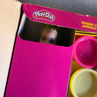 Play-Doh Barbie Ruffles & Bows Set