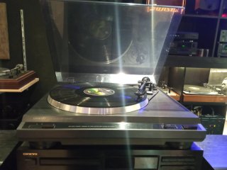Tocadiscos Onkyo Auto-Return Belt Drive