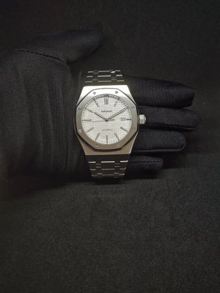 Seiko Mod Royal Oak Blanco White