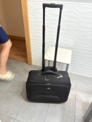 Maletín Ruedas Ordenador y Ropa Roncato Negro