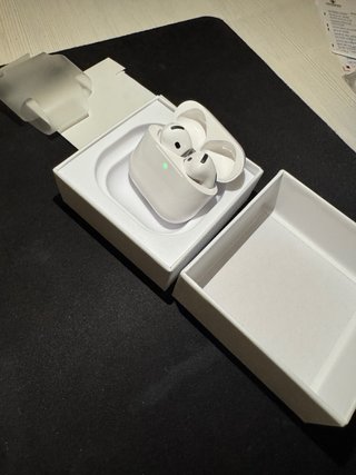 AirPods 4 Apple Blancos