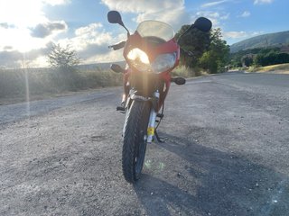 Honda CBR125R Roja y Negra