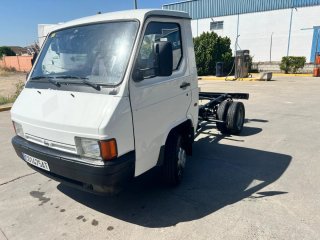 Nissan Trade 1997