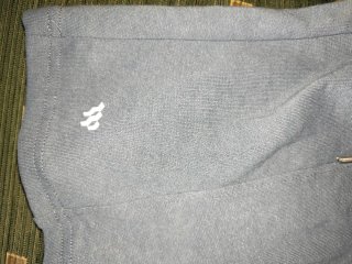 Vestido deportivo azul con cordones