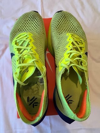 Zapatillas running Nike Dragonfly y Vaporfly 3