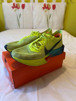 Zapatillas running Nike Dragonfly y Vaporfly 3