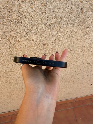 Iphone 15/ Bateria 100%/ sin rasguños