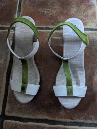 Zapatillas esparto nuevas beige y verde