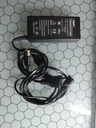 Cargador Portátil AC Adapter 20V 3.25A
