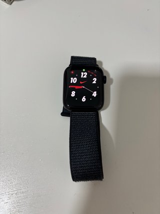 Apple Watch SE 2024 40mm Negro/Plata