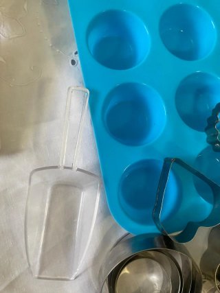 Lote Repostería: Molde Silicona y Cortadores