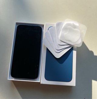 iPhone 13 256GB