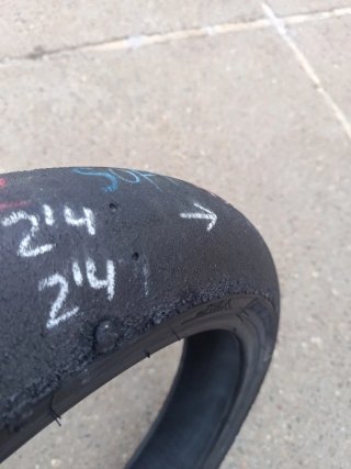 Bridgestone V02 120/605 Soft dot4524