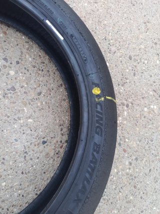 Bridgestone V02 120/605 Soft dot4524