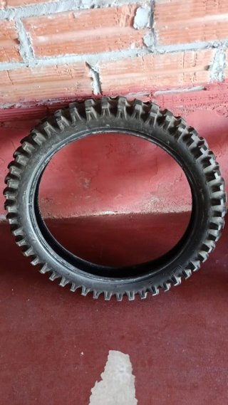 Neumáticos 4.10 - 18 y 80/100 - 21