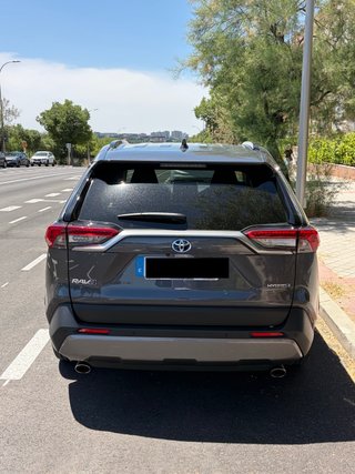 Toyota RAV4 2021