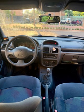Renault Clio 1.4