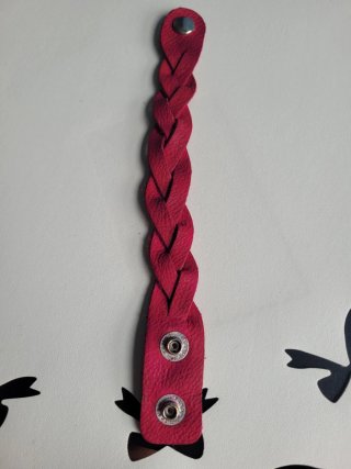Pulsera de cuero trenzado