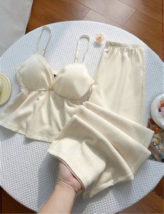 Conjunto pijama beige