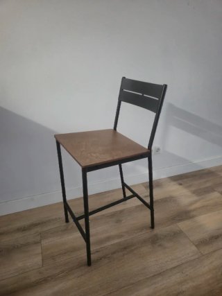 Taburete de cocina madera y metal. Dos unidades