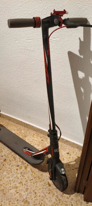 Patinete Eléctrico Xiaomi M365 +Cargador + Casco M
